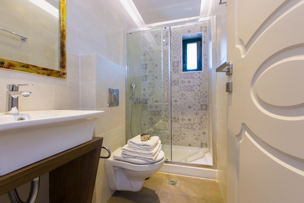 Alonia Villa, Refined Living With 50M2 Private Pool, By Thinkvilla Melidhónion Oda fotoğraf